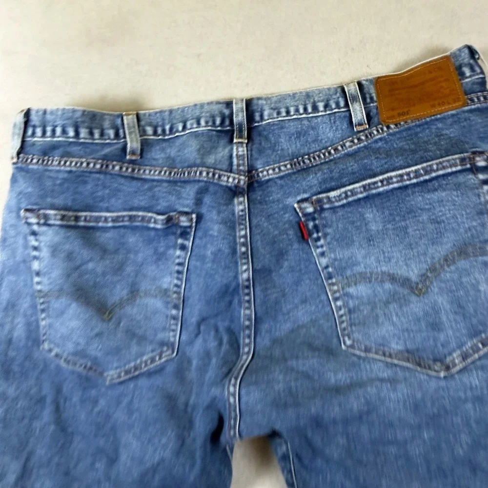 Levis 501 Original Fit Mens Medium Wash Blue Straight Leg Denim Jeans 40x32